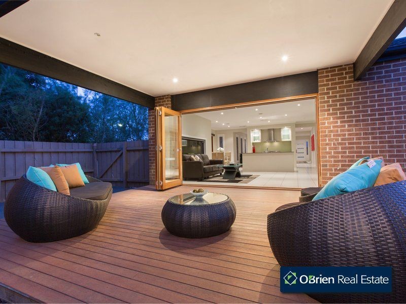 27 Stefan Drive, Berwick VIC 3806