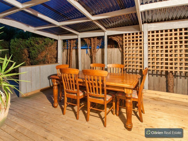 24 Homestead Road, Berwick VIC 3806