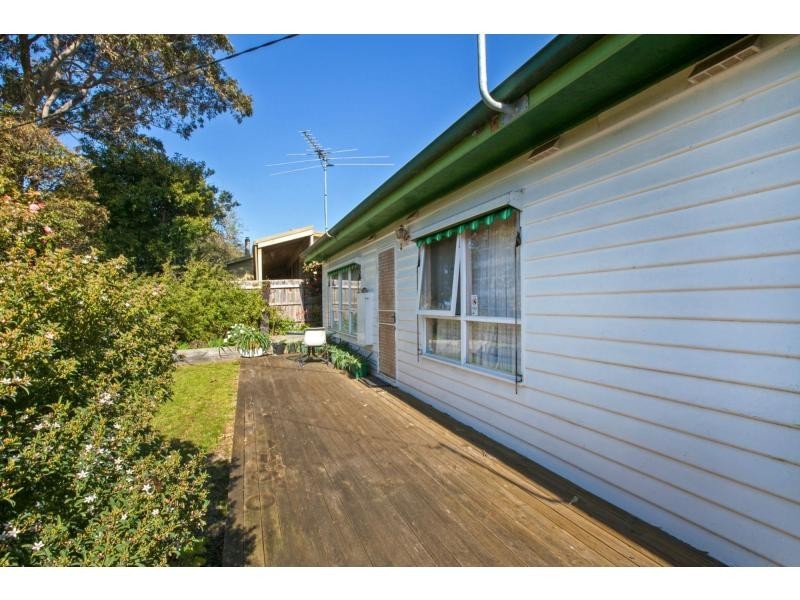 126 Rosslyn Avenue, Seaford VIC 3198