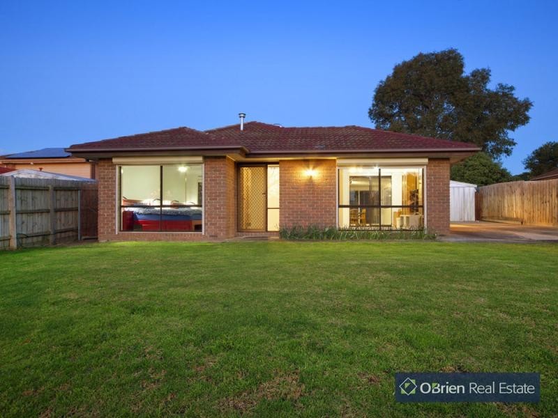 40 Grove End Road, Endeavour Hills VIC 3802