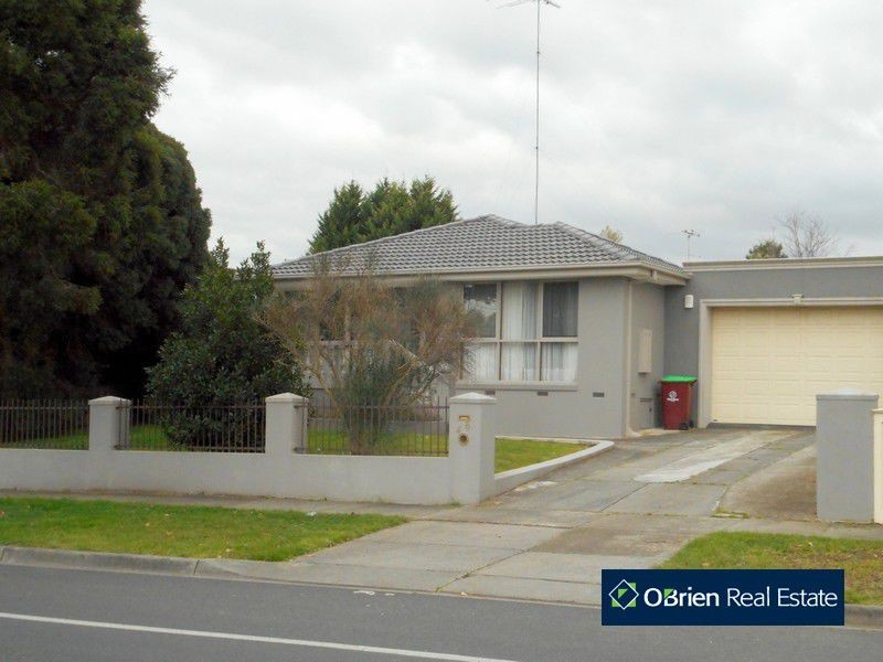 45 Gleneagles Drive, Endeavour Hills VIC 3802