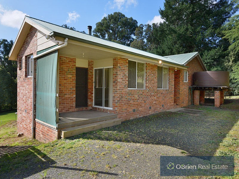 7 Fairway Road, Emerald VIC 3782