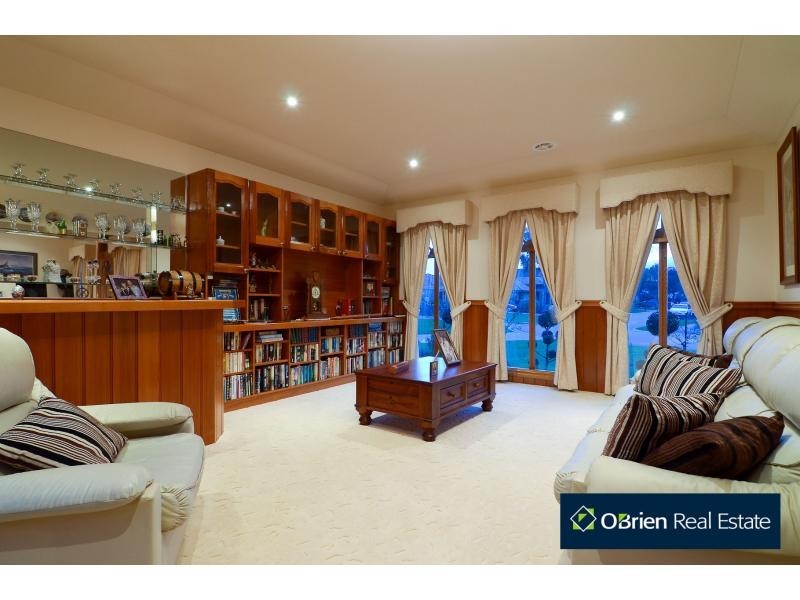 18 The Springs Close, Narre Warren South VIC 3805