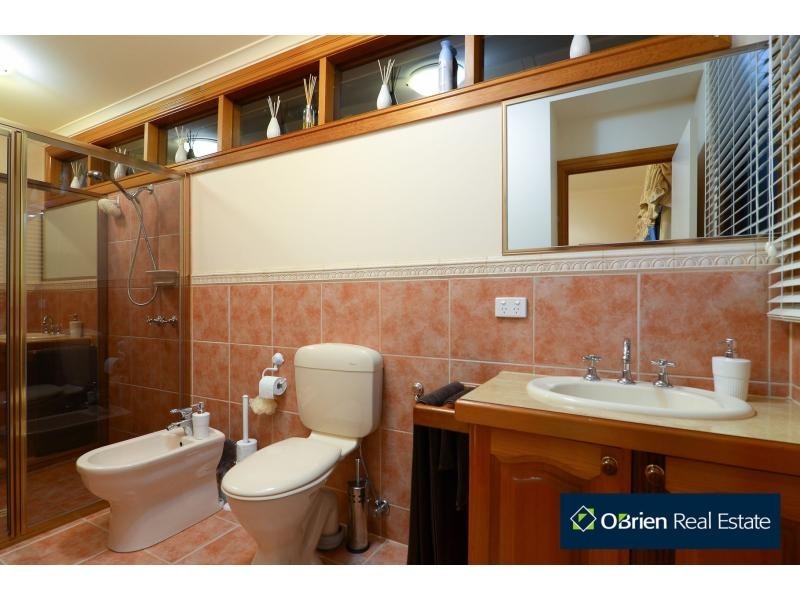 18 The Springs Close, Narre Warren South VIC 3805