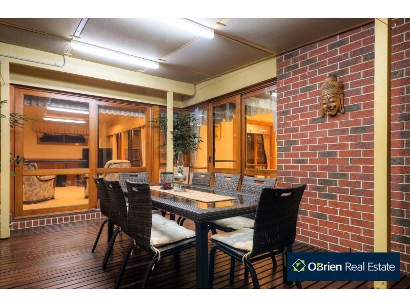 18 The Springs Close, Narre Warren South VIC 3805