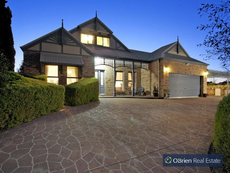 11 Lomandra Court, Narre Warren South VIC 3805