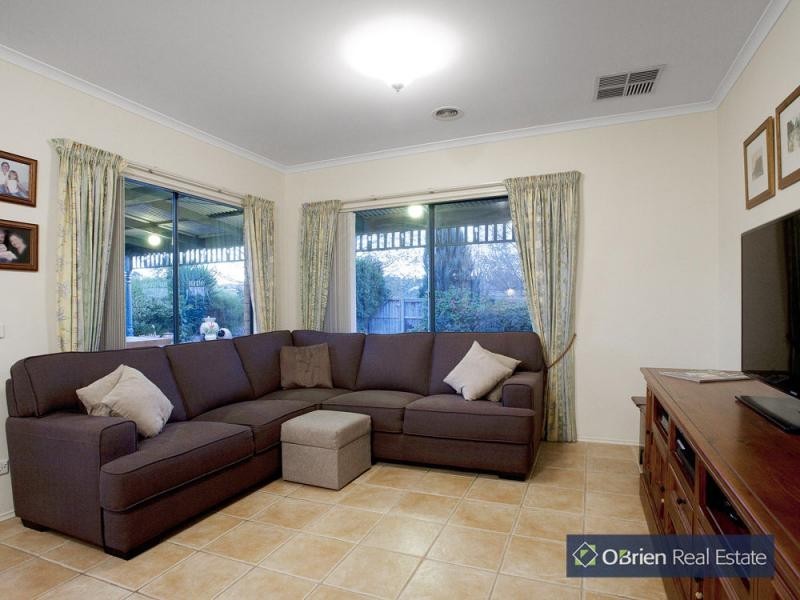 11 Lomandra Court, Narre Warren South VIC 3805