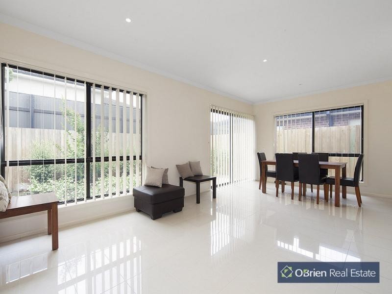 9/69-71 Frawley Road, Hallam VIC 3803