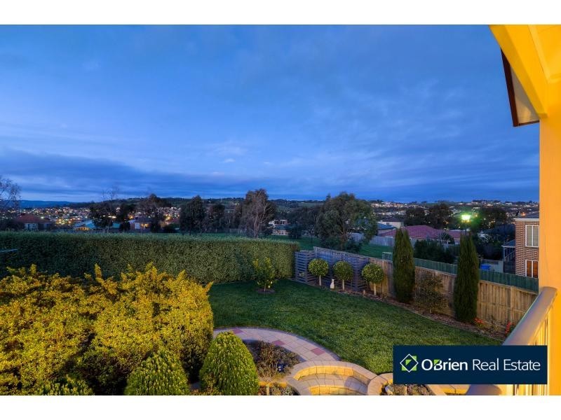 14 Daintree Grove, Narre Warren VIC 3805
