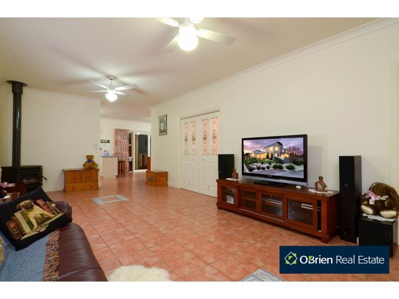 14 Daintree Grove, Narre Warren VIC 3805