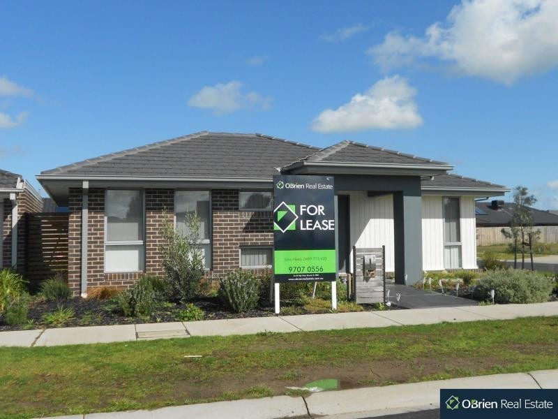 9 Kayanite Way, Officer VIC 3809