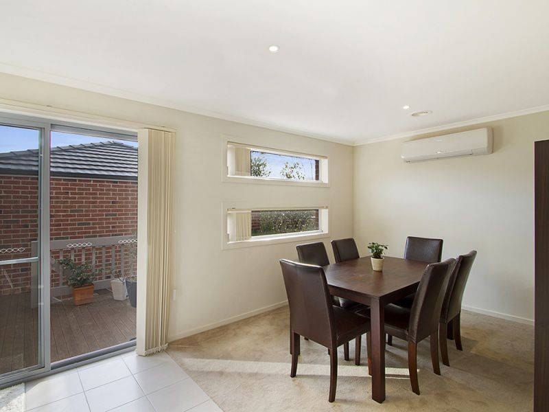 1/14-16 Janine Court, Drouin VIC 3818