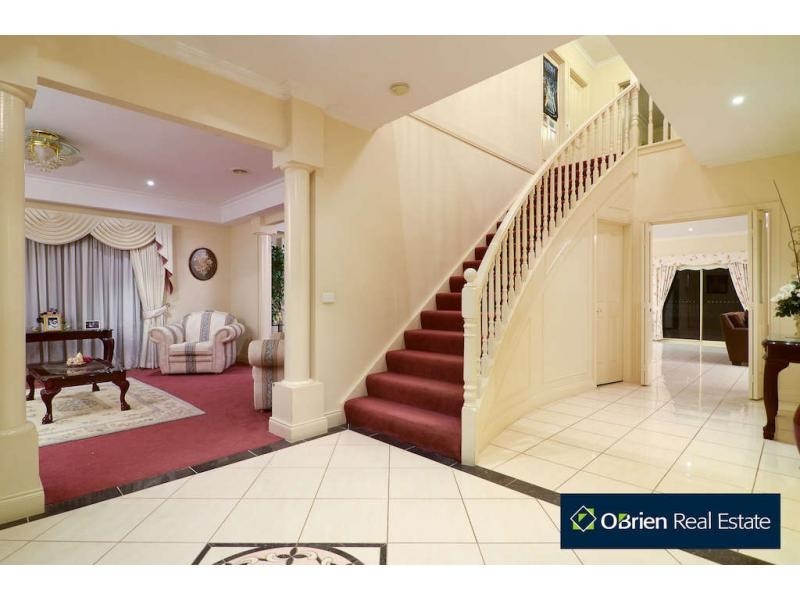 75 Berwick Springs Promenade, Narre Warren South VIC 3805