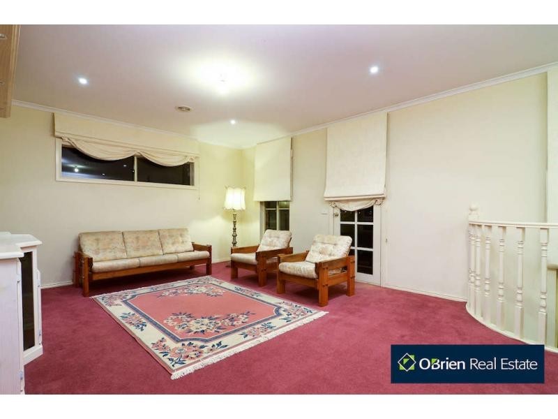 75 Berwick Springs Promenade, Narre Warren South VIC 3805