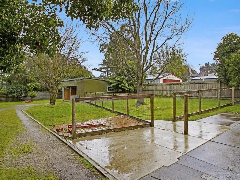 10 Thwaites Road, Pakenham VIC 3810