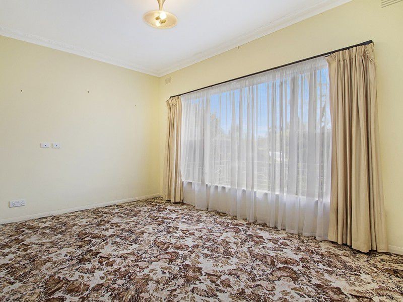 10 Thwaites Road, Pakenham VIC 3810