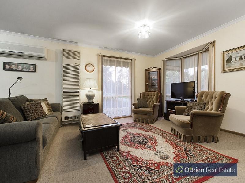 1/37 Ravensthorpe Crescent, Narre Warren VIC 3805