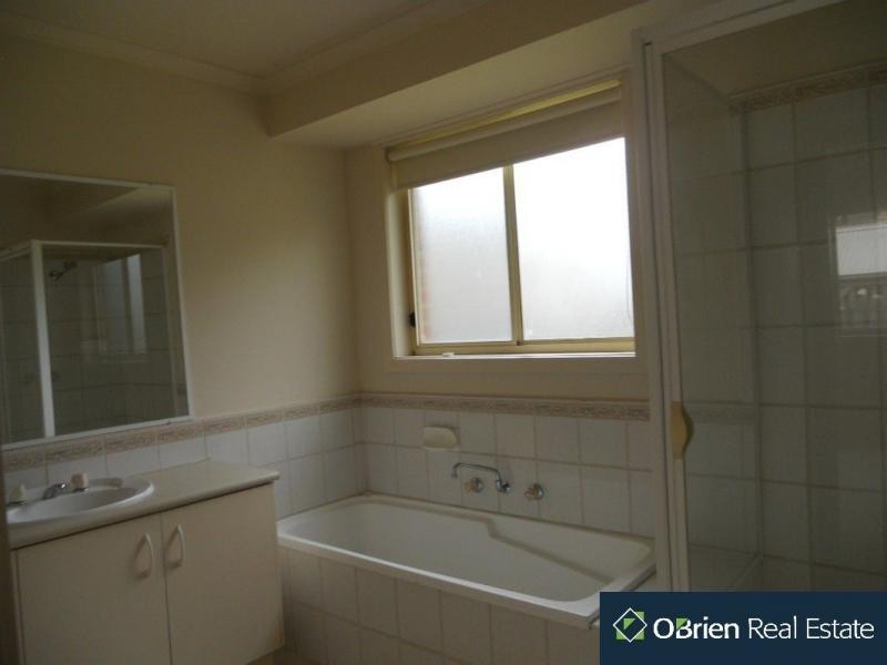 17 Wanderer Court, Berwick VIC 3806