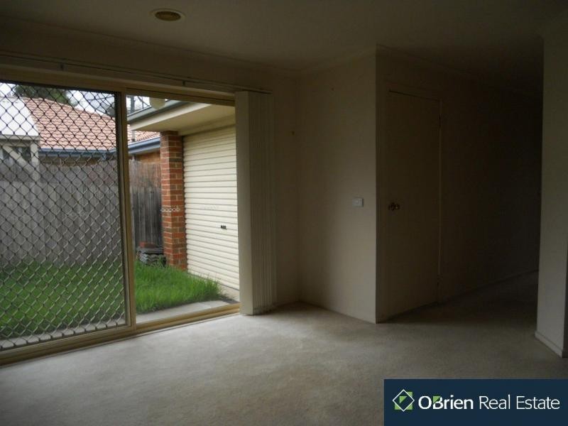 17 Wanderer Court, Berwick VIC 3806