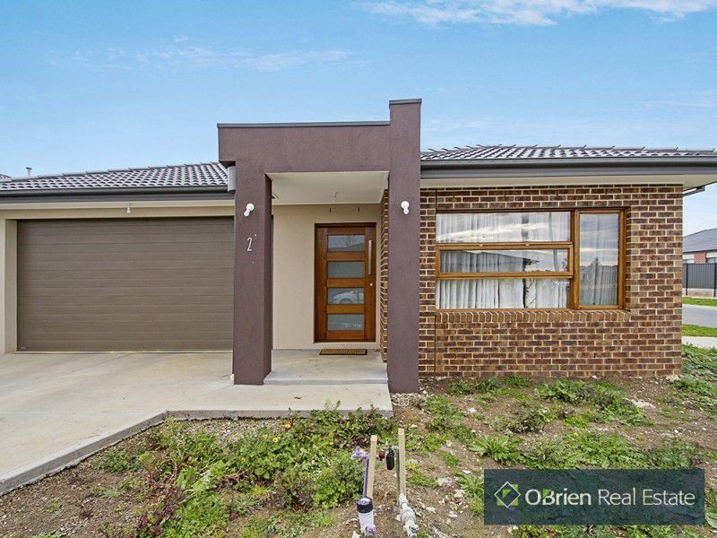 2 Ventasso Street, Clyde North VIC 3978