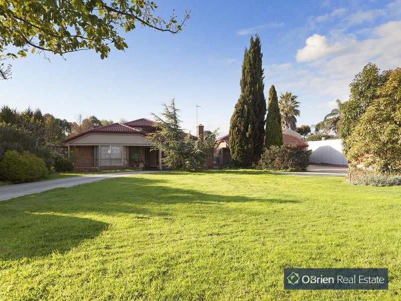 114-116 Kennington Park Drive, Endeavour Hills VIC 3802