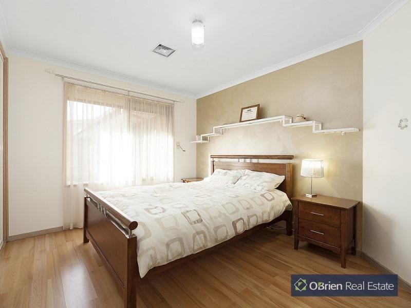 114-116 Kennington Park Drive, Endeavour Hills VIC 3802