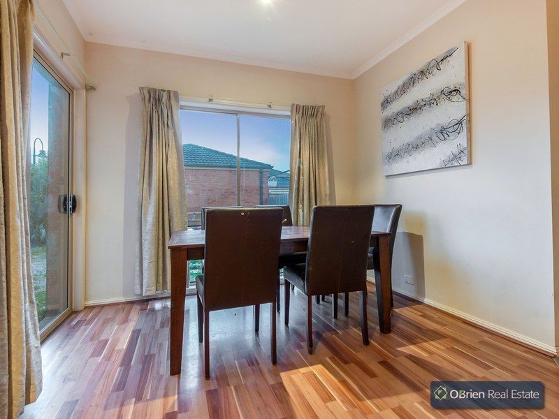 97 Golden Grove Drive, Narre Warren South VIC 3805