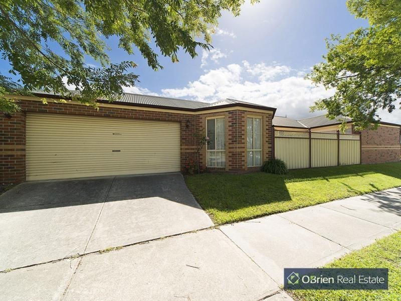 1 Highland Crescent, Narre Warren South VIC 3805