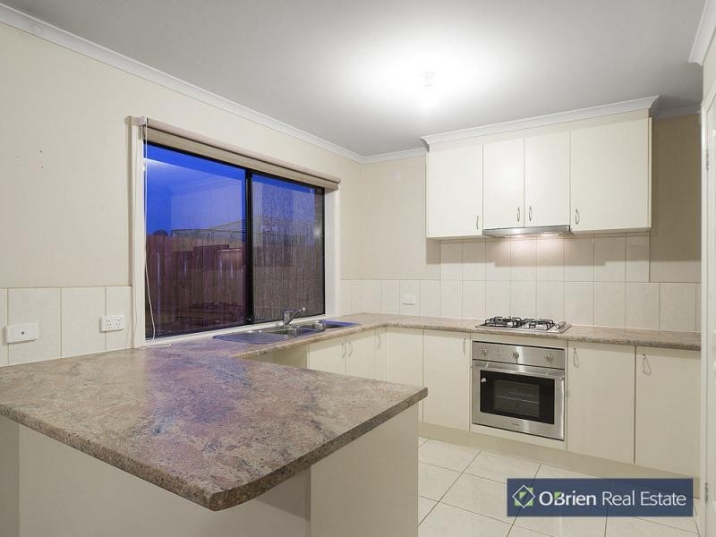 32a Pomegranate Way, Pakenham VIC 3810