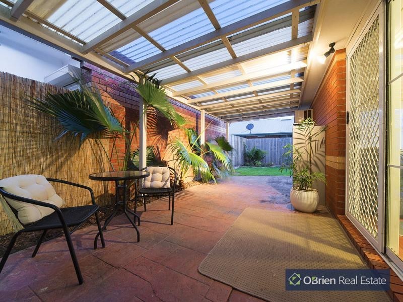 8 Domain Drive, Keysborough VIC 3173