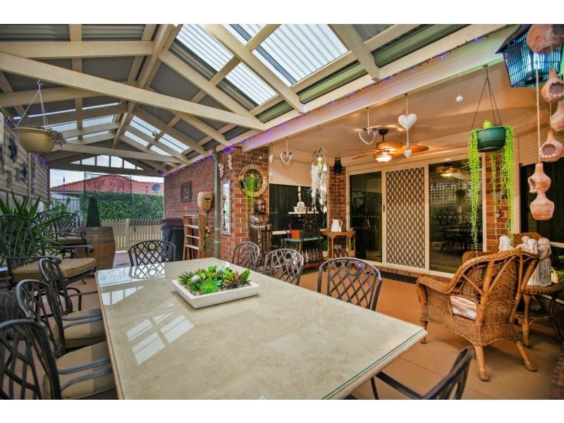 18 Spring Circuit, Pakenham VIC 3810