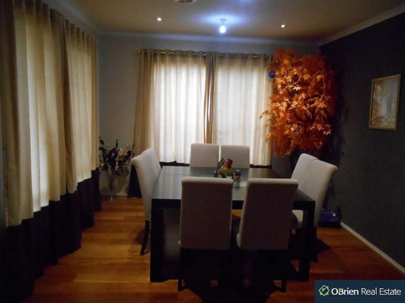 62 Beethoven Drive, Narre Warren South VIC 3805