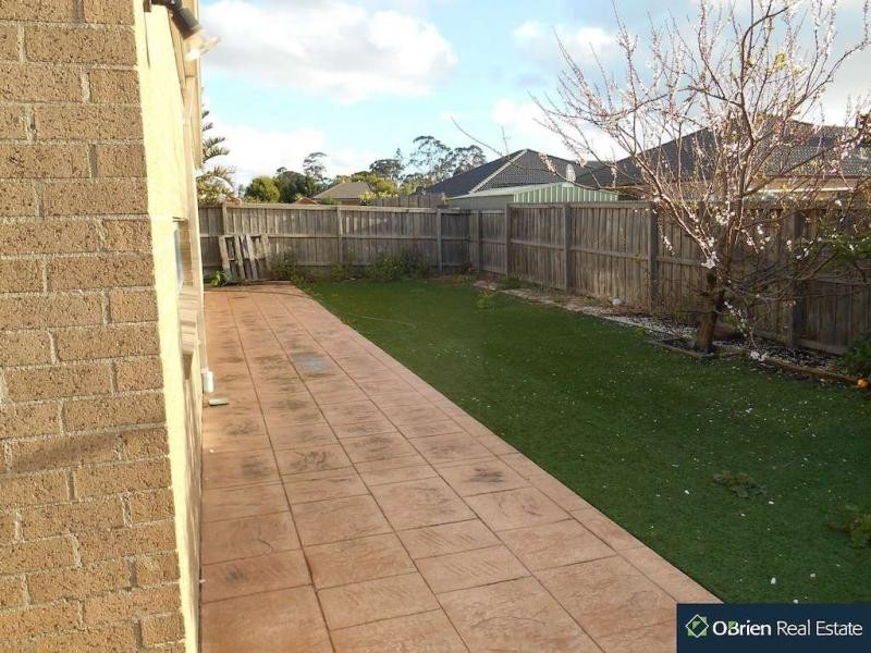 62 Beethoven Drive, Narre Warren South VIC 3805