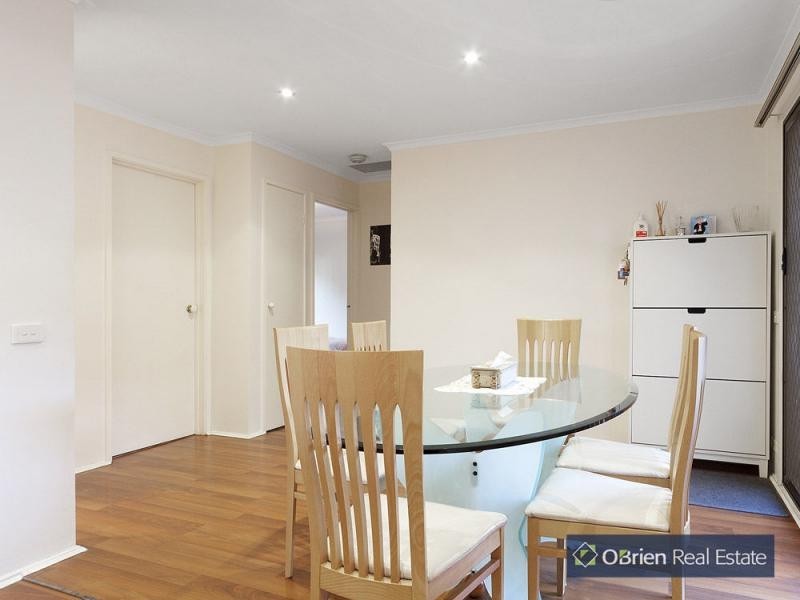 Unit 1/36 Cunningham Drive, Endeavour Hills VIC 3802