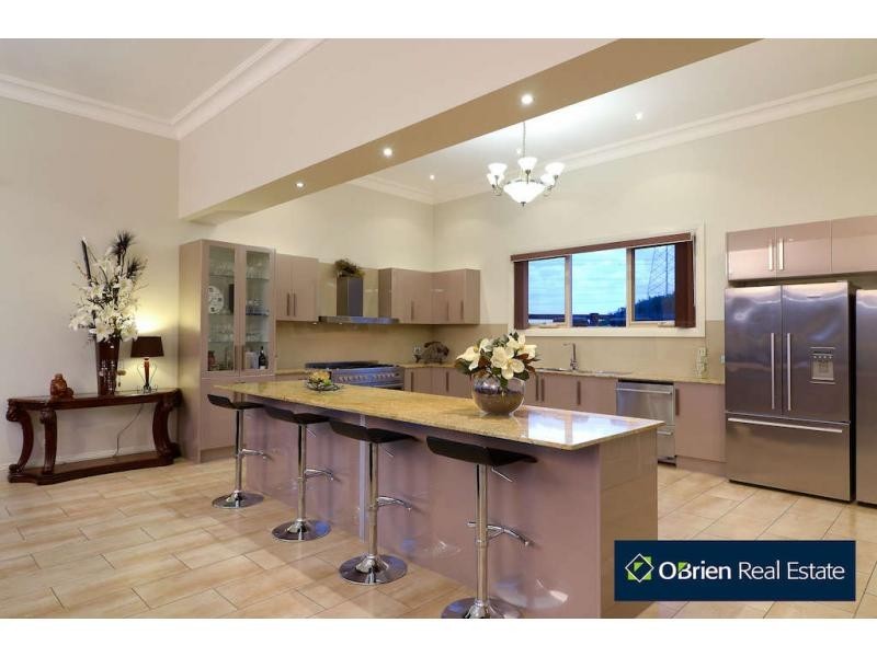 6 Hillside Court, Lysterfield South VIC 3156