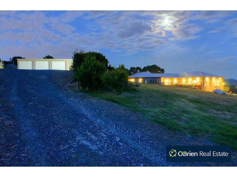 6 Hillside Court, Lysterfield South VIC 3156