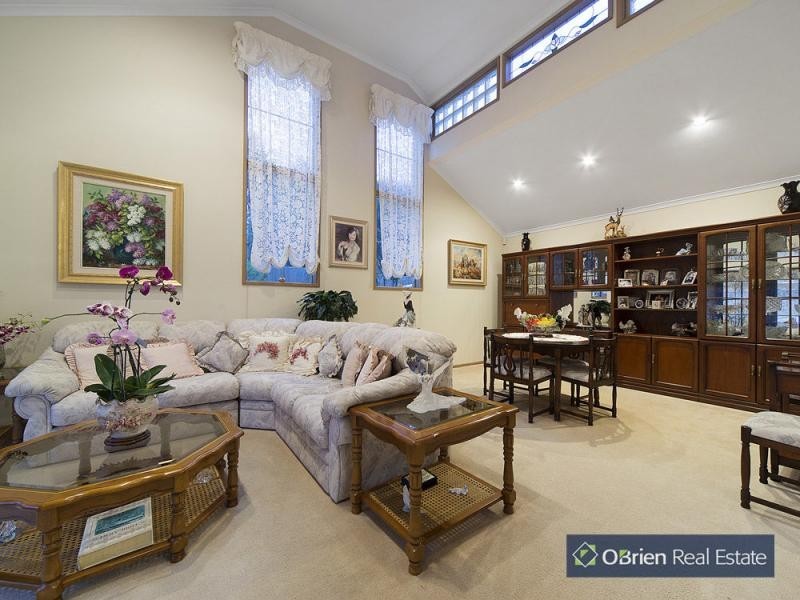 21 Moonbeam Close, Narre Warren South VIC 3805