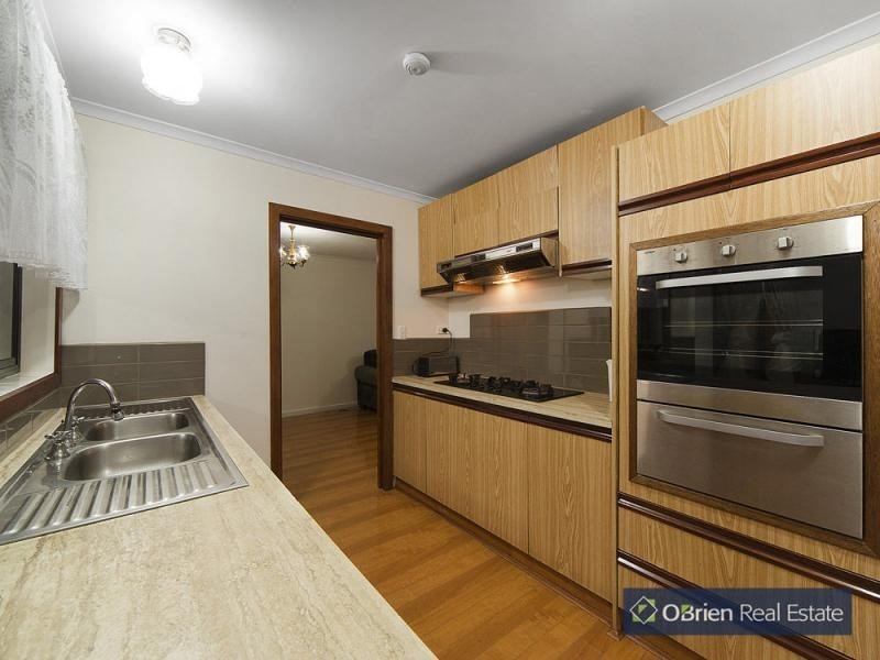 3 Eildon Road, Endeavour Hills VIC 3802