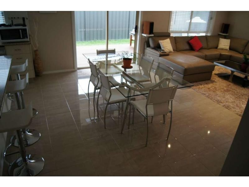 4 Ciliata Street, Cranbourne North VIC 3977