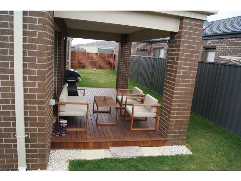 4 Ciliata Street, Cranbourne North VIC 3977