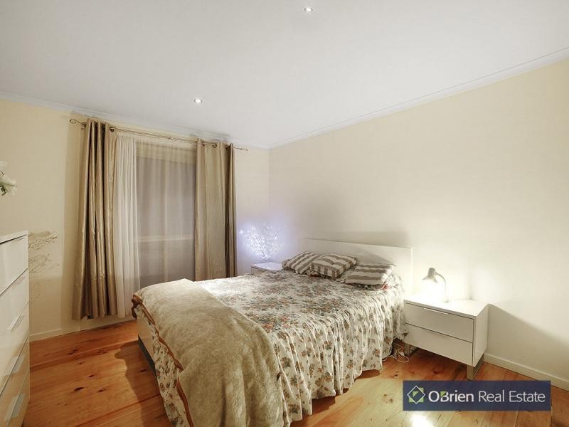 Unit 1/5 Bride Avenue, Hampton Park VIC 3976