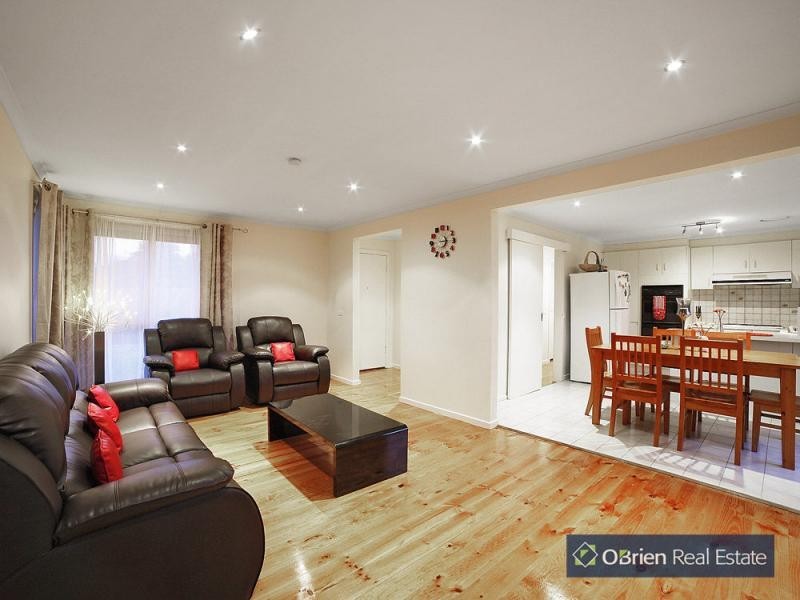 Unit 1/5 Bride Avenue, Hampton Park VIC 3976