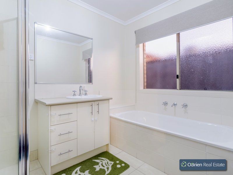 5 Pengana Way, Cranbourne West VIC 3977