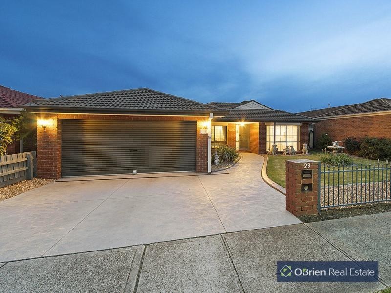 23 Cornwell Crescent, Cranbourne East VIC 3977