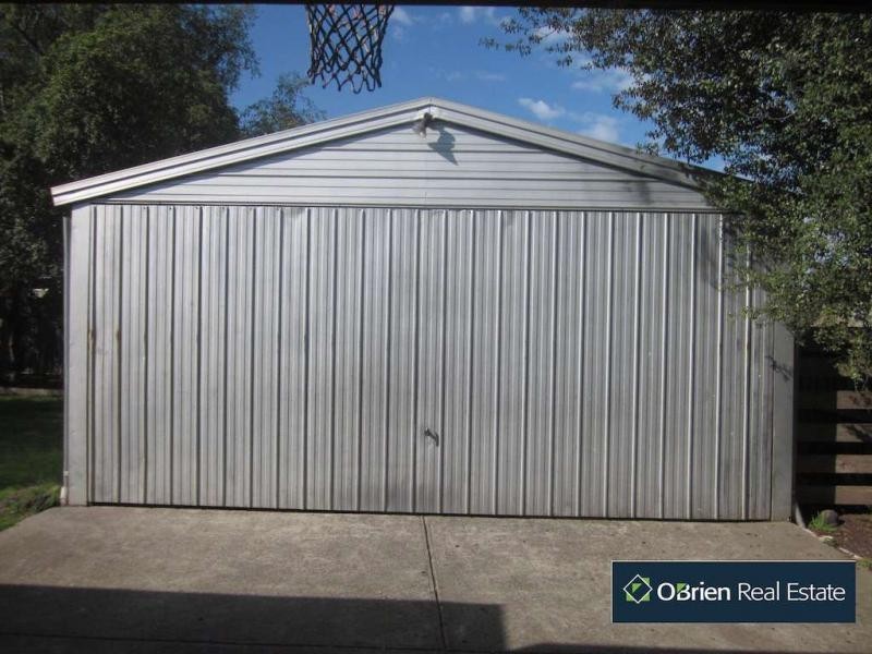 29 Fleetwood Drive, Narre Warren VIC 3805