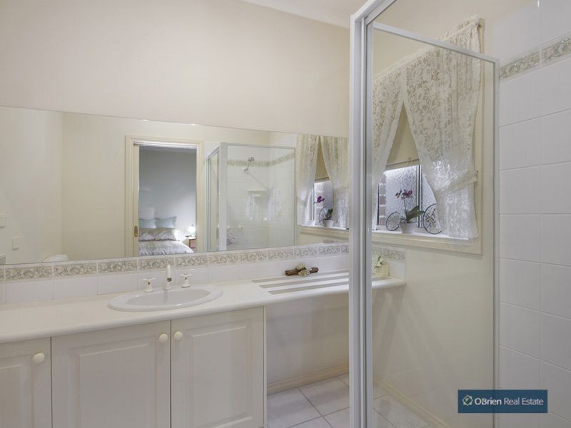 95 Eagle Drive, Pakenham VIC 3810