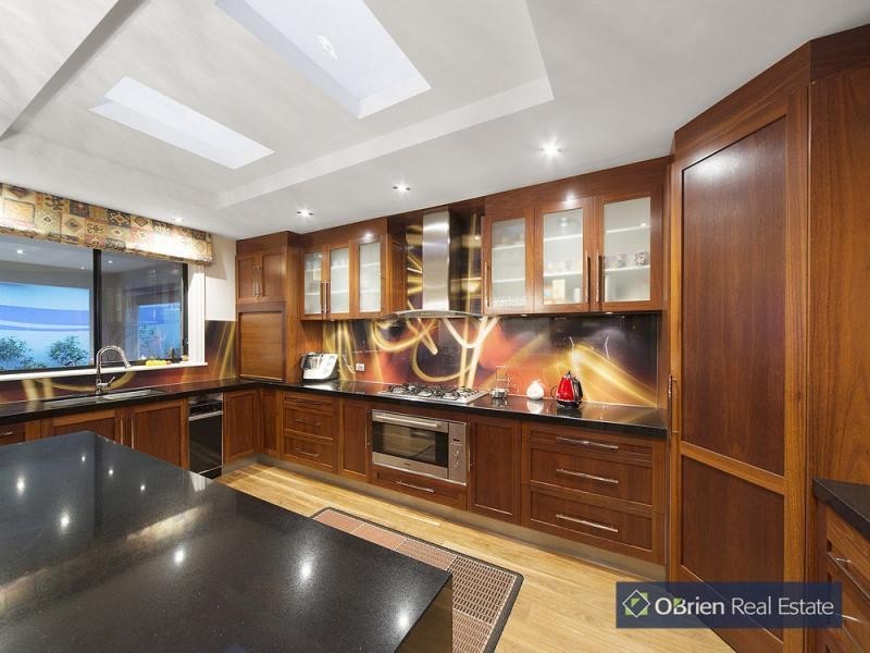 23 Toptani Drive, Narre Warren South VIC 3805