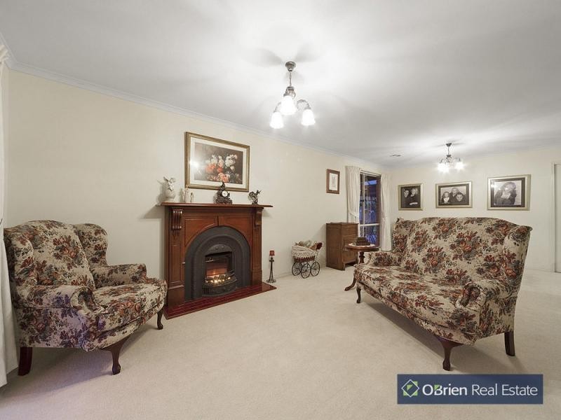 26 Parkwood Drive, Narre Warren South VIC 3805