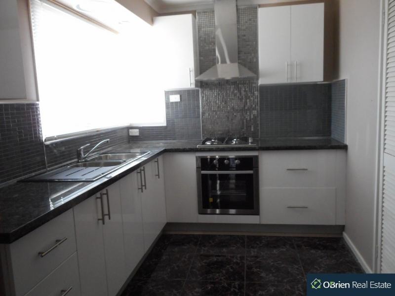 7 Reed Court, Endeavour Hills VIC 3802