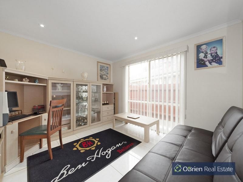 48 Bellbrae Crescent, Cranbourne West VIC 3977